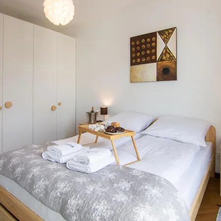 公寓 Maya's Flats & 46 - Newpanorama View Walo *