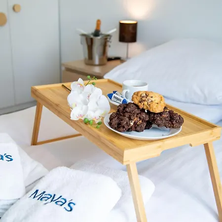 Maya's Flats & 46 - Newpanorama View Walo Lägenhet