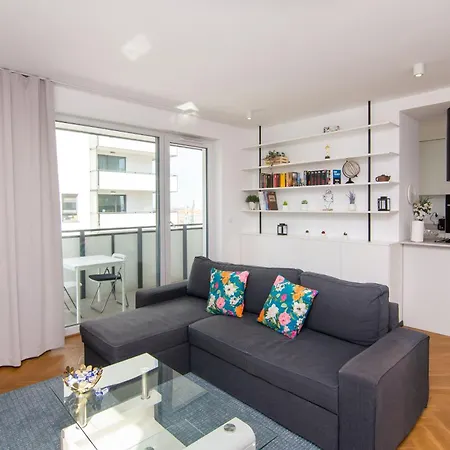 Maya's Flats & 46 - Newpanorama View Walo *