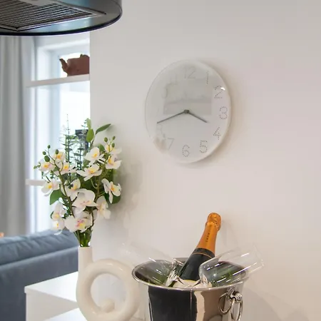 Maya's Flats & 46 - Newpanorama View Walo 格但斯克