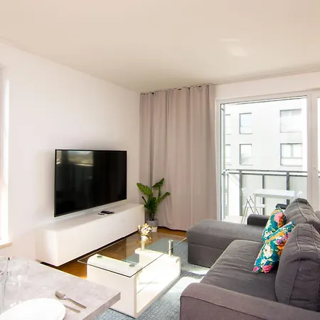 Maya's Flats & 46 - Newpanorama View Walo 公寓 *