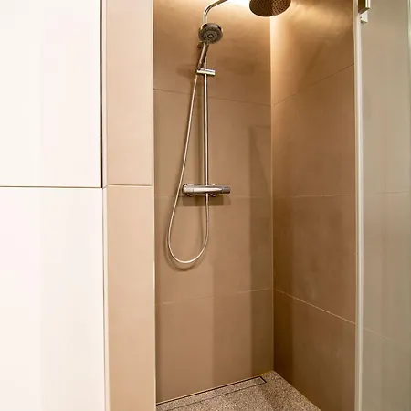 公寓 Maya's Flats & 46 - Newpanorama View Walo *