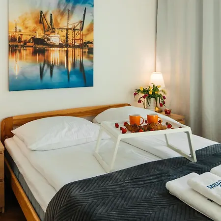 Maya's Flats & 46 - Newpanorama View Walo Lägenhet