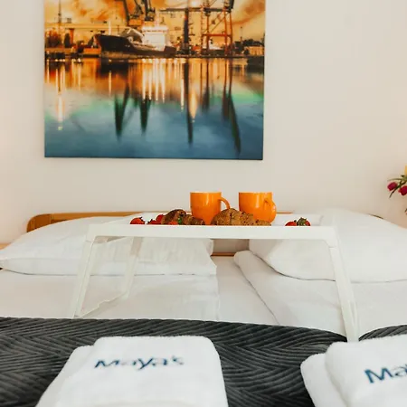 Maya's Flats & 46 - Newpanorama View Walo