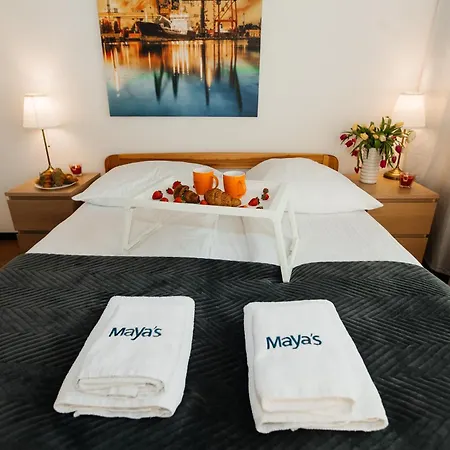 Maya's Flats & 46 - Newpanorama View Walo *