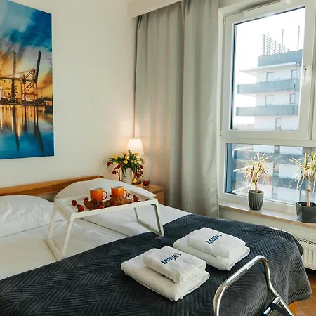 公寓 Maya's Flats & 46 - Newpanorama View Walo