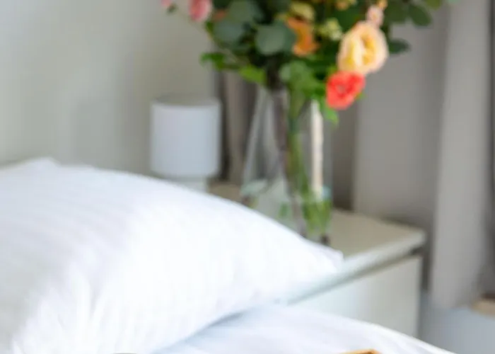 Maya's Flats & 46 - Newpanorama View Walo Appartement *