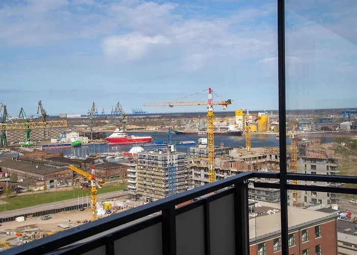 Maya's Flats & 46 - Newpanorama View Walo