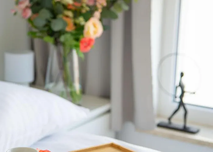 Maya's Flats & 46 - Newpanorama View Walo